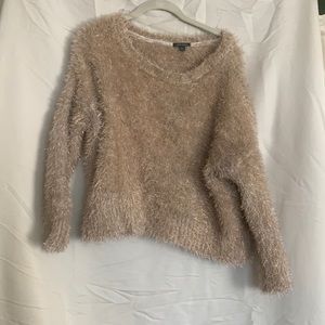Fuzzy soft crop sweater gold and beige